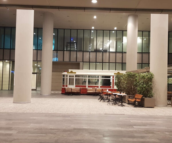 Koç Üniversitesi Hastanesi Tüp Bebek Kafeterya